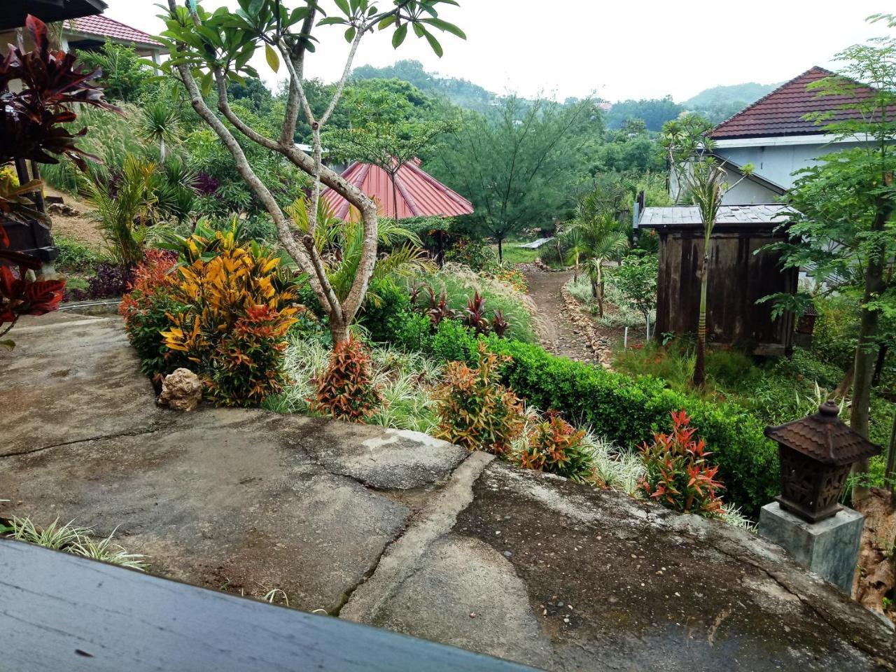 Exotic Komodo Hotel Labuan Bajo Exterior foto